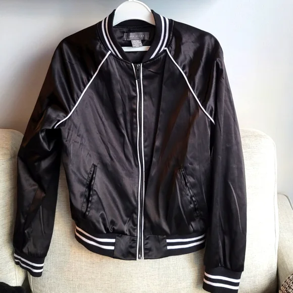 Bomber Jacket - Picture 1 of 4